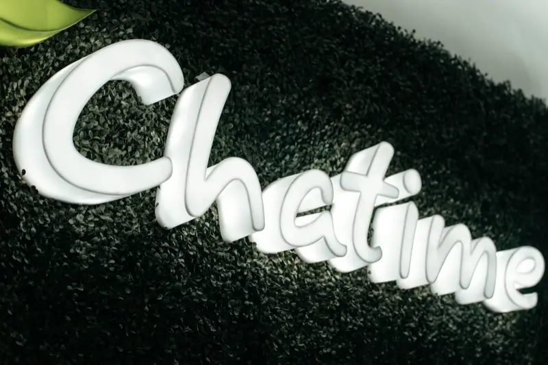 モテ線とは？手相でわかる恋愛運と異性を惹きつける魅力の秘密