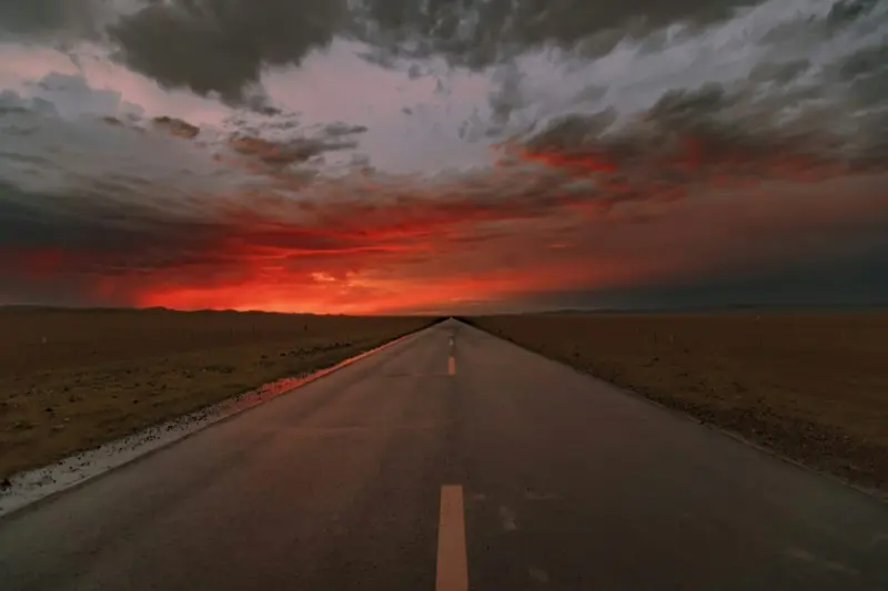 運命線の見方と意味【完全版】ない・枝分かれ・斜めの意味を解説